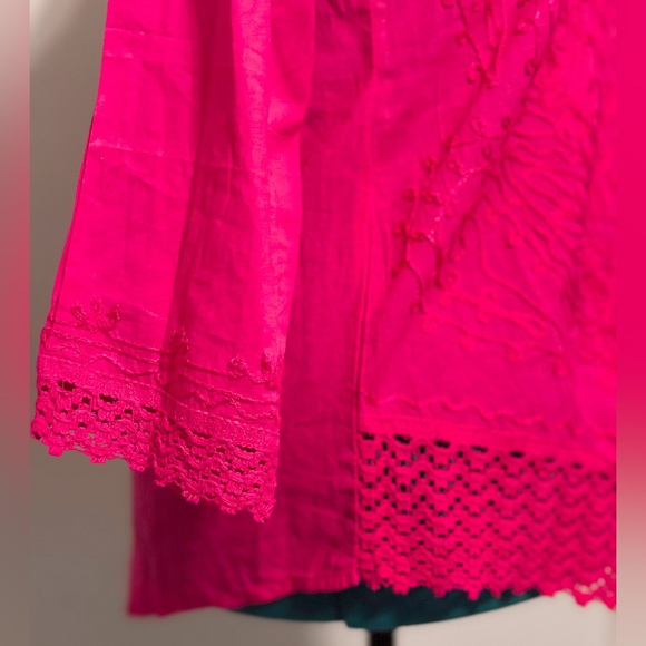 ASHA Vibrant Pink Crochet Embroidered Detail Blouse - Picture 4 of 7